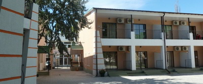 Изумруд, Затока - дворик